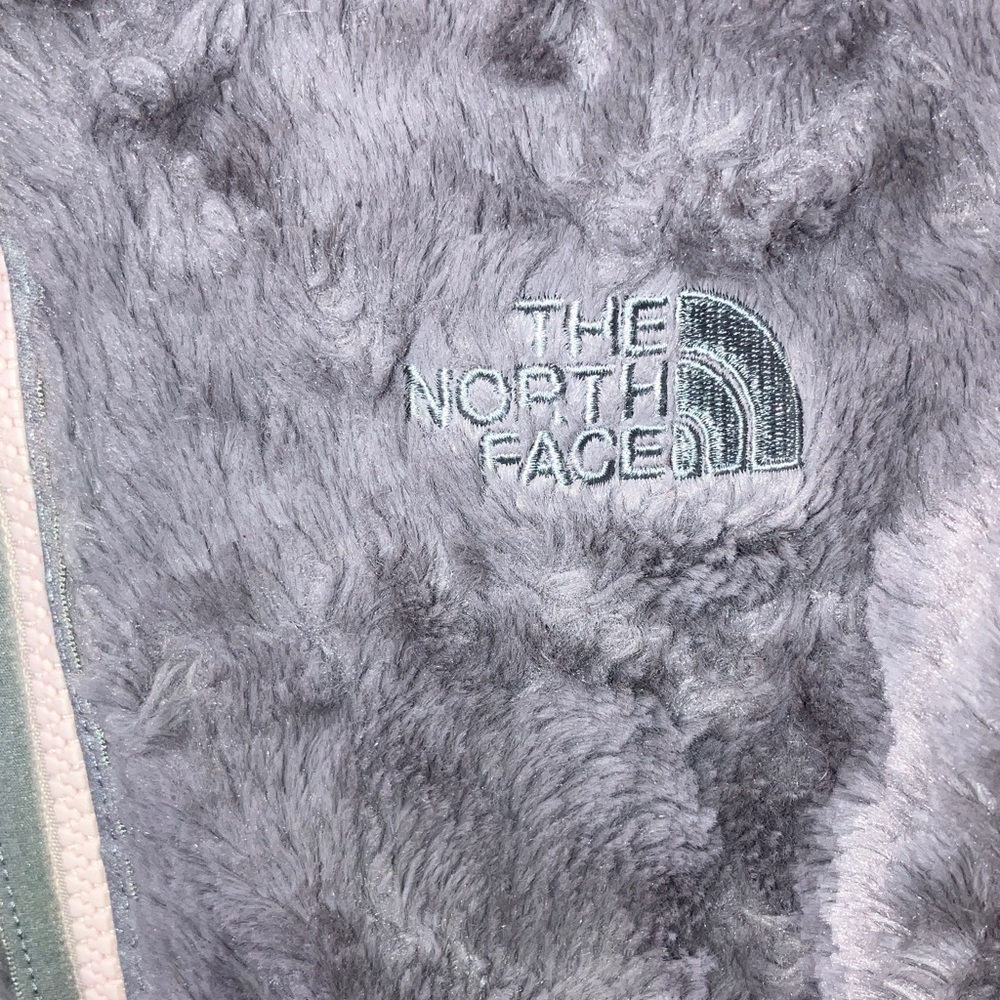The North Face Girls Light Pink reversible Coat/Jacket - Picture 6 of 11